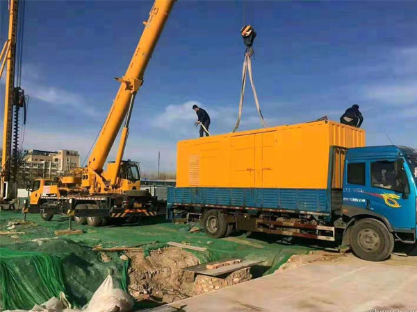 苏州万科工程建设租赁一台大型静音发电